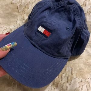 HAT 90s Style Tommy Hilfiger Adjustable Dad Cap
